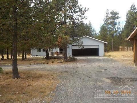 53729 3rd St, La Pine, OR 97739 photo 1