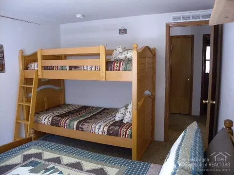 10216 Split Rail Rd, La Pine, OR 97739 photo 12