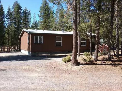 10216 Split Rail Rd, La Pine, OR 97739 photo 2
