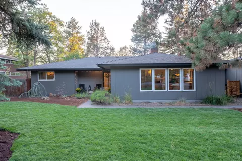 1429 NE 9th St, Bend, OR 97701 photo 1