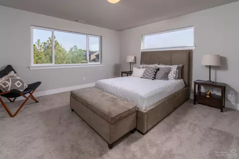 2871 NE Marea Dr, Bend, OR 97701 photo 8