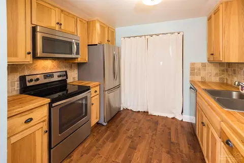 644 NE Seward Ave, Bend, OR 97701 photo 8