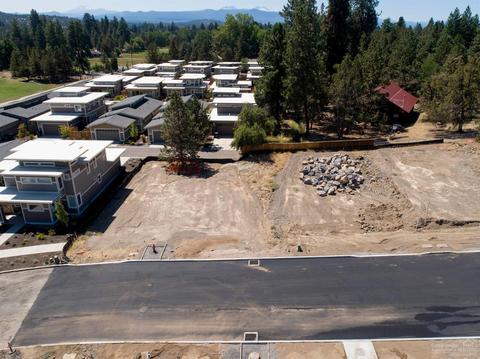 20289 NW Forest Heights Pl, Bend, OR 97703 photo 6