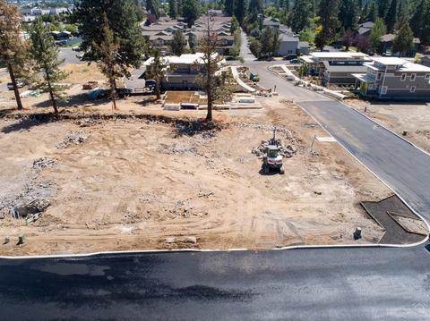 20289 NW Forest Heights Pl, Bend, OR 97703 photo 11