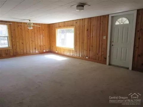 6849 Randy Rd, La Pine, OR 97739 photo 5
