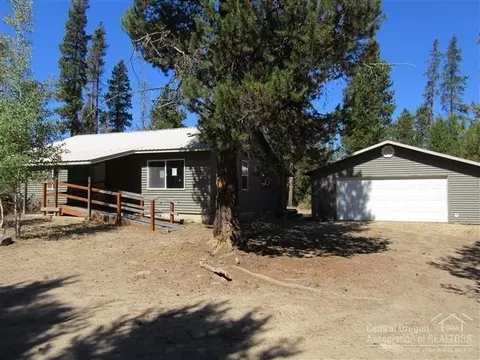 6849 Randy Rd, La Pine, OR 97739 photo 1