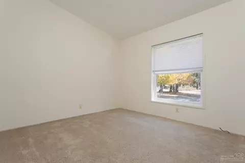 52615 Ammon Rd, La Pine, OR 97739 photo 12