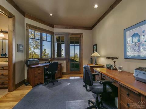 3068 NW Duffy Dr, Bend, OR 97703 photo 11