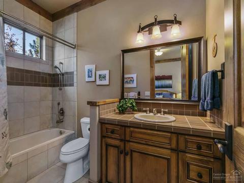 3068 NW Duffy Dr, Bend, OR 97703 photo 14