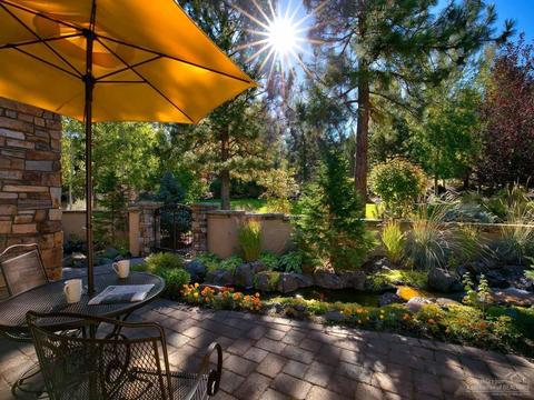3068 NW Duffy Dr, Bend, OR 97703 photo 2