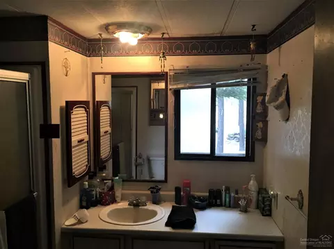 53716 Boundary Rd, La Pine, OR 97739 photo 8