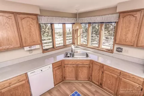 59628 Okanagan Ln, Bend, OR 97702 photo 15