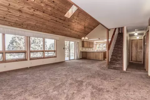 59628 Okanagan Ln, Bend, OR 97702 photo 9