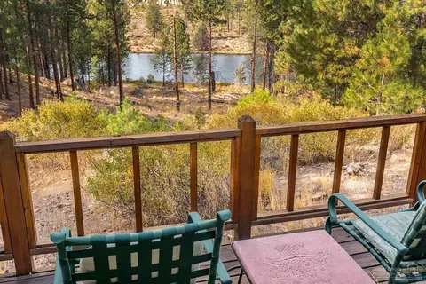 60780 River Bend Dr, Bend, OR 97702 photo 1