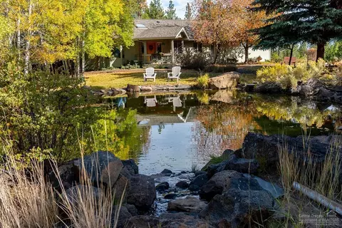 60780 River Bend Dr, Bend, OR 97702 photo 5