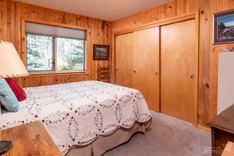 60780 River Bend Dr, Bend, OR 97702 photo 16