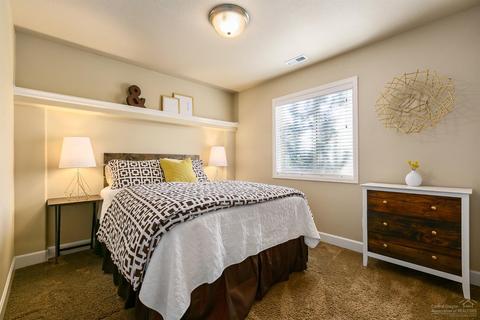 20279 Schaeffer Dr, Bend, OR 97703 photo 8