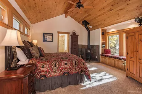 56879 Lone Eagle Ln, Sunriver, OR 97707 photo 11