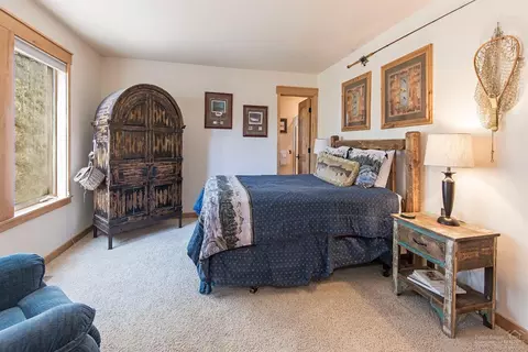 56879 Lone Eagle Ln, Sunriver, OR 97707 photo 16