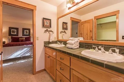 56879 Lone Eagle Ln, Sunriver, OR 97707 photo 15