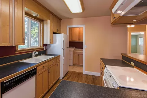 20221 Mountain View Dr, Bend, OR 97703 photo 5