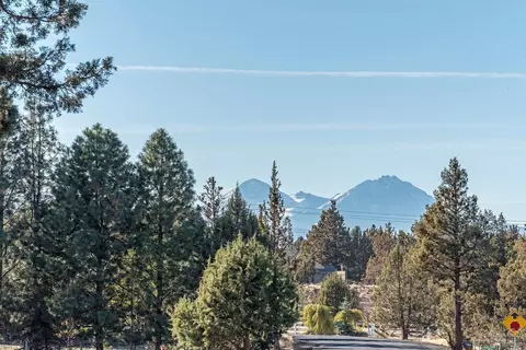 20221 Mountain View Dr, Bend, OR 97703 photo 20