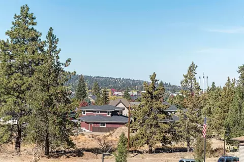 1313 SW Boardwalk Ln, Bend, OR 97702 photo 17