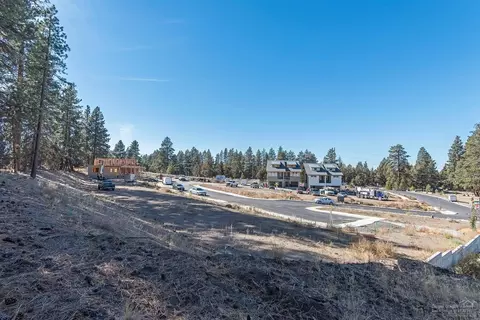1313 SW Boardwalk Ln, Bend, OR 97702 photo 15