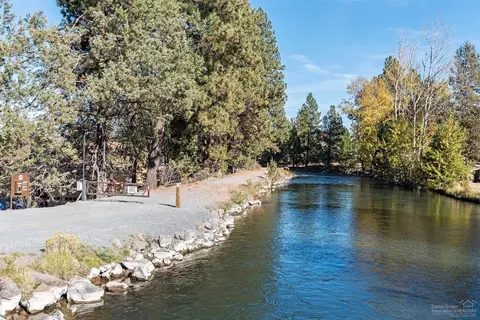 1313 SW Boardwalk Ln, Bend, OR 97702 photo 19