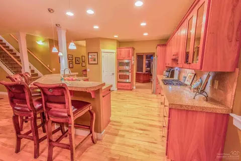 524 NW Flagline Dr, Bend, OR 97703 photo 5