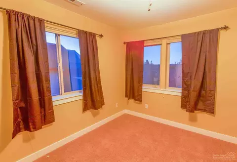 524 NW Flagline Dr, Bend, OR 97703 photo 12