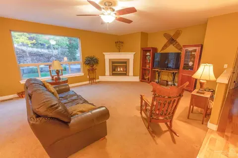 524 NW Flagline Dr, Bend, OR 97703 photo 7