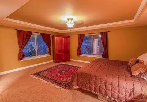 524 NW Flagline Dr, Bend, OR 97703 photo 9