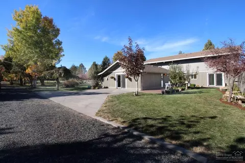 65180 Highland Rd, Bend, OR 97701 photo 5
