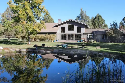 65180 Highland Rd, Bend, OR 97701 photo 1