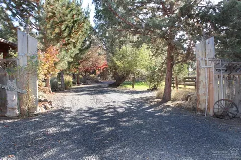 65180 Highland Rd, Bend, OR 97701 photo 15