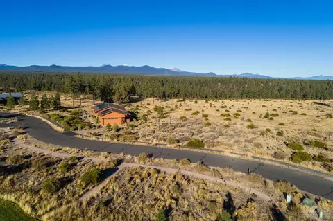 18997 Park Commons Dr, Bend, OR 97703 photo 5