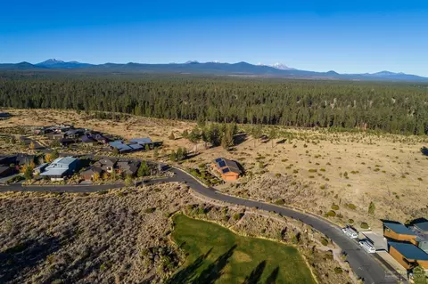 18997 Park Commons Dr, Bend, OR 97703 photo 7