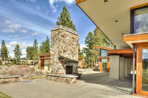 18997 Park Commons Dr, Bend, OR 97703 photo 12