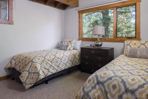 57263 Meadow House, Sunriver, OR 97707 photo 14