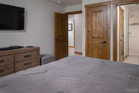 57263 Meadow House, Sunriver, OR 97707 photo 10