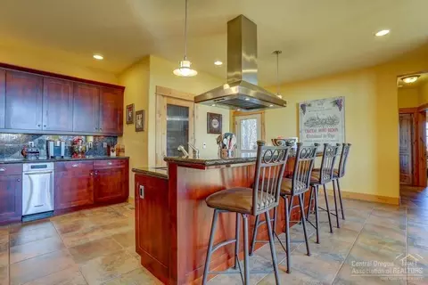 60535 Diamond T Rd, Bend, OR 97702 photo 8