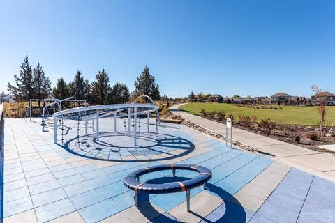 62860 Nolan St, Bend, OR 97701 photo 21