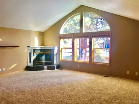 61335 Steens Mountain Loop, Bend, OR 97702 photo 13