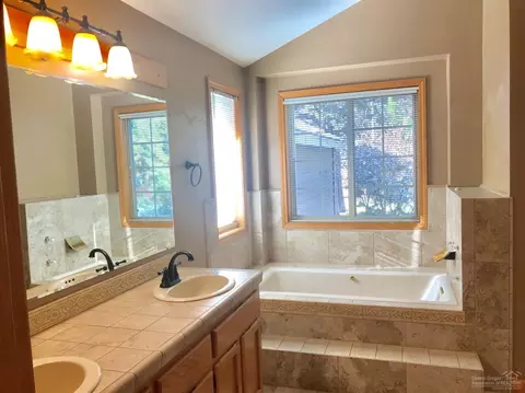 61335 Steens Mountain Loop, Bend, OR 97702 photo 21
