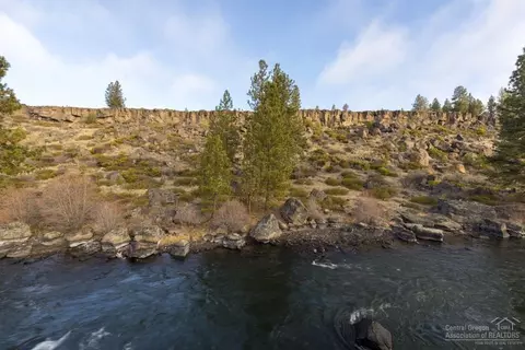 60835 SW River Rim Dr, Bend, OR 97702 photo 11