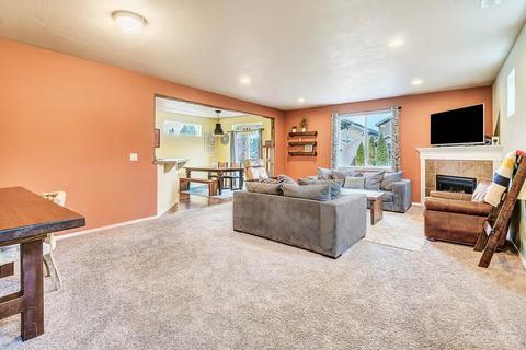 19618 Harvard Pl, Bend, OR 97702 photo 4