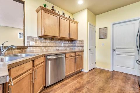 19618 Harvard Pl, Bend, OR 97702 photo 9