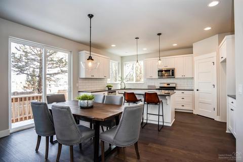 21356 NEagles Way, Bend, OR 97701 photo 6