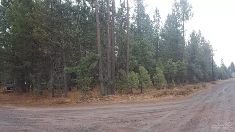 1434 Cheryl Dr, La Pine, OR 97739 photo 2